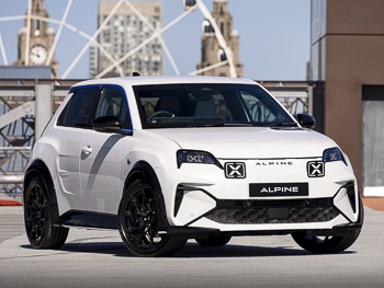 75 Alpine A290 160kW GTS 52kWh 5dr Auto