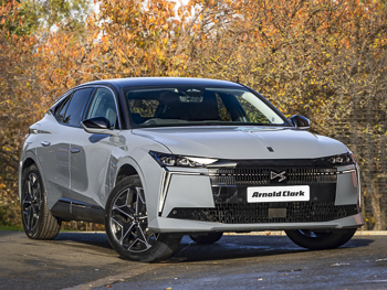 26 Ds No4 1.2 HYBRID 145 Pallas+ 5dr e-DSC