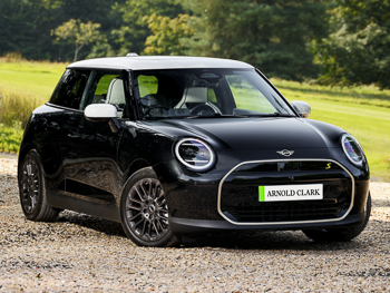 73/24 MINI Cooper 160kW SE Exclusive 54kWh 3dr Auto